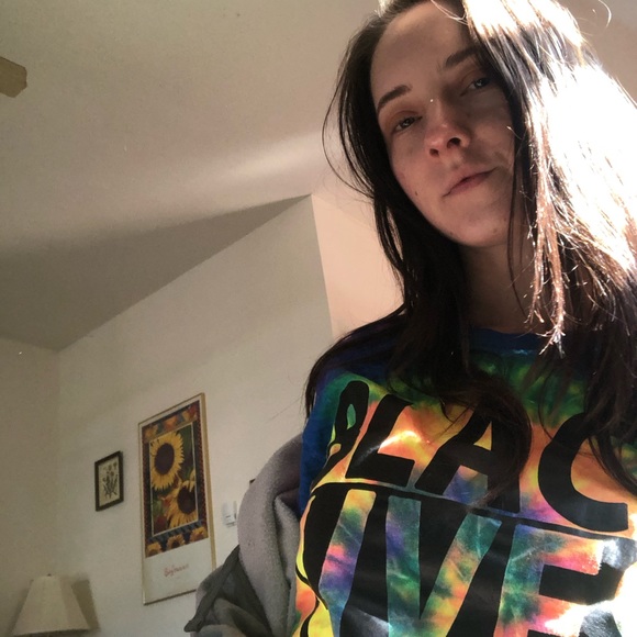 Meet your Posher, Isabel - Picture 1 of 1